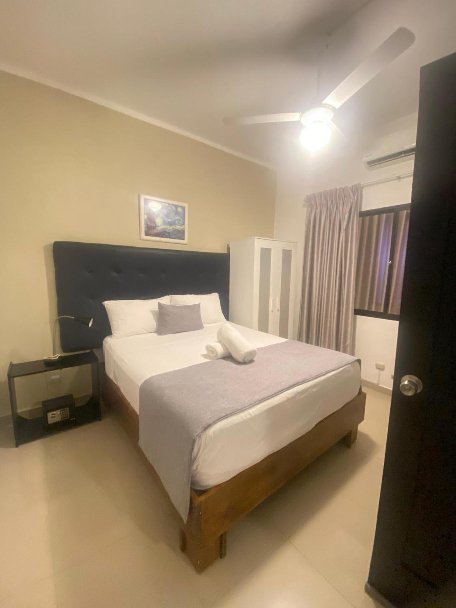 Hotel Tau Art Residence 聖多明哥 外观 照片